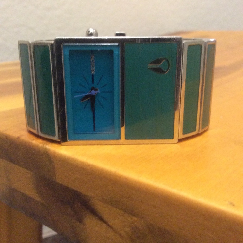 Nixon The Chalet Watch